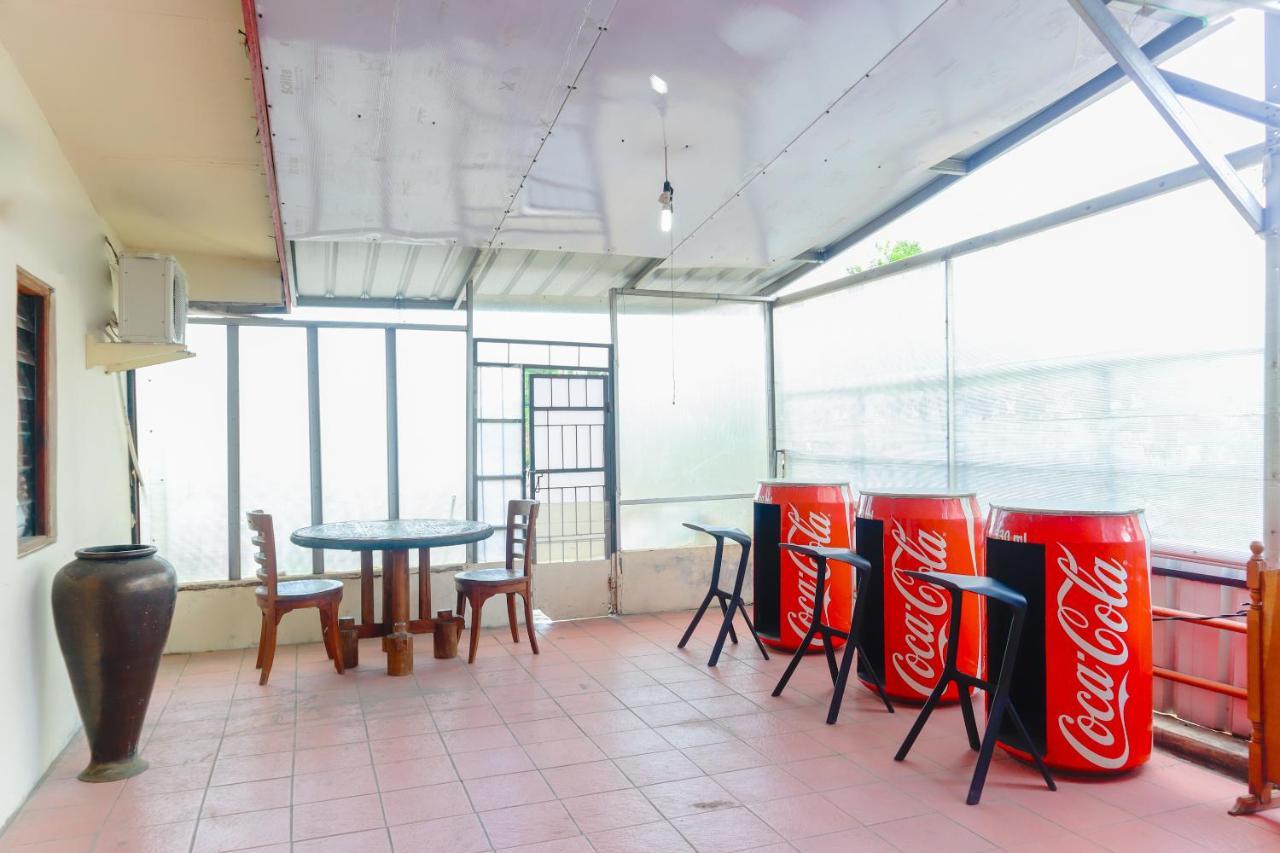 Oyo 1802 Superbedroom Depok Exterior photo